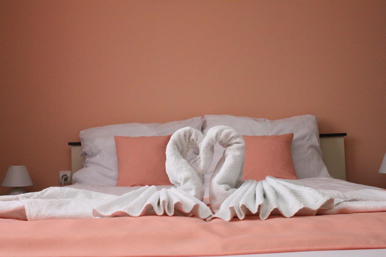 Sun Apartments Суботица Екстериор снимка