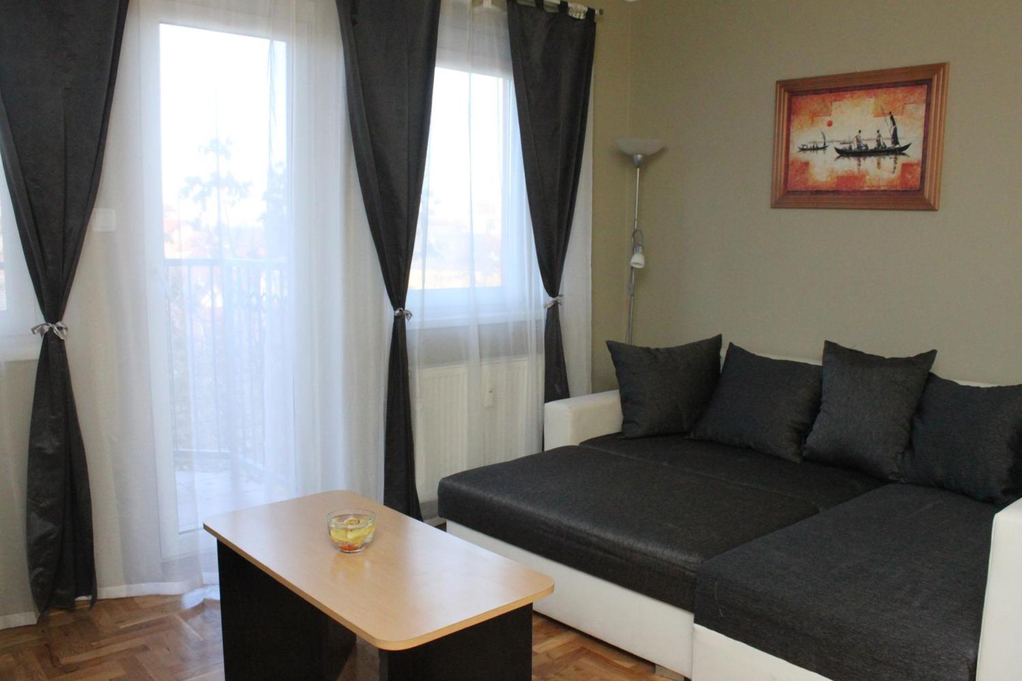 Sun Apartments Суботица Екстериор снимка